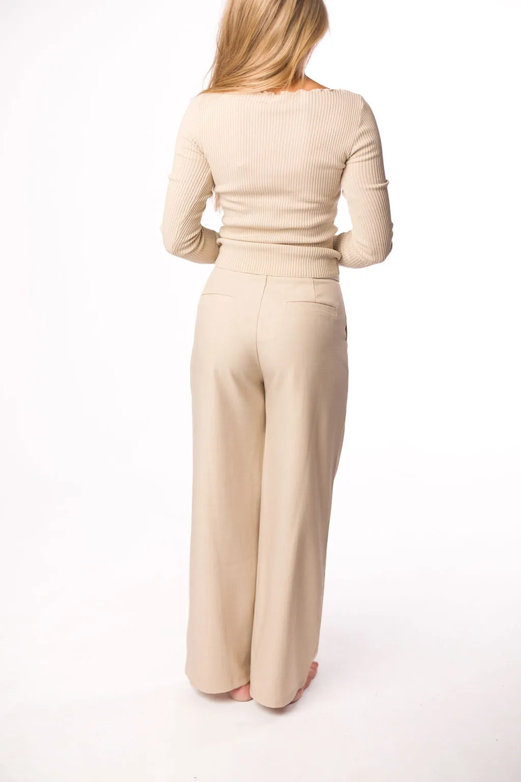 Arianna Knit Long Sleeve Top in Taupe