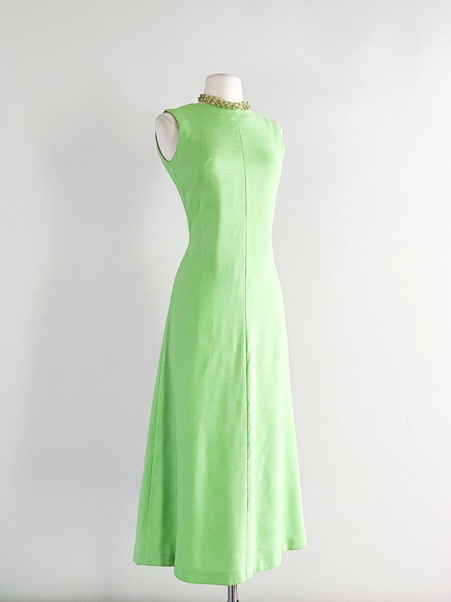 Cutest 1960's Lime Green Linen Minimalist Dress  / Sz M