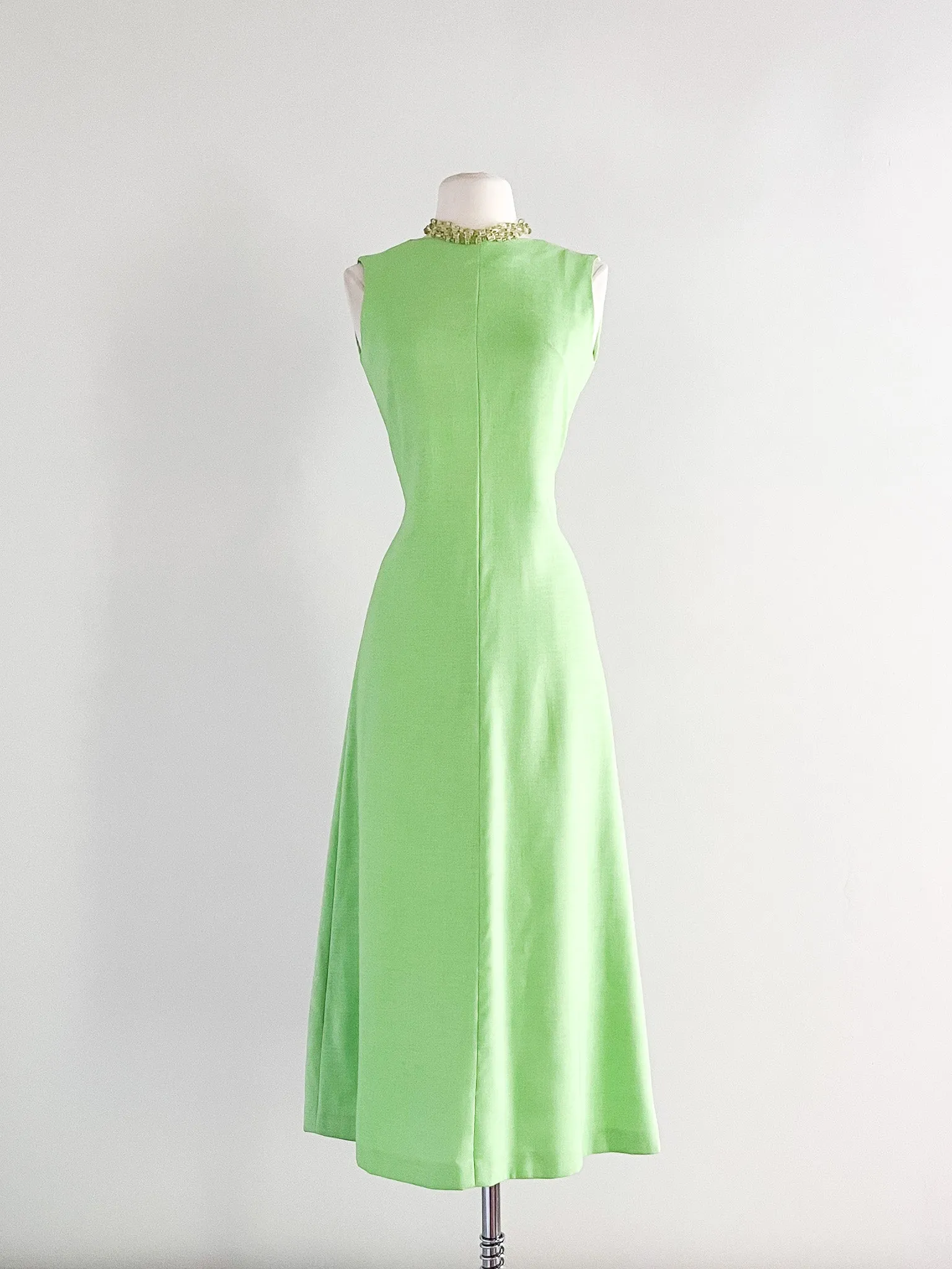 Cutest 1960's Lime Green Linen Minimalist Dress  / Sz M