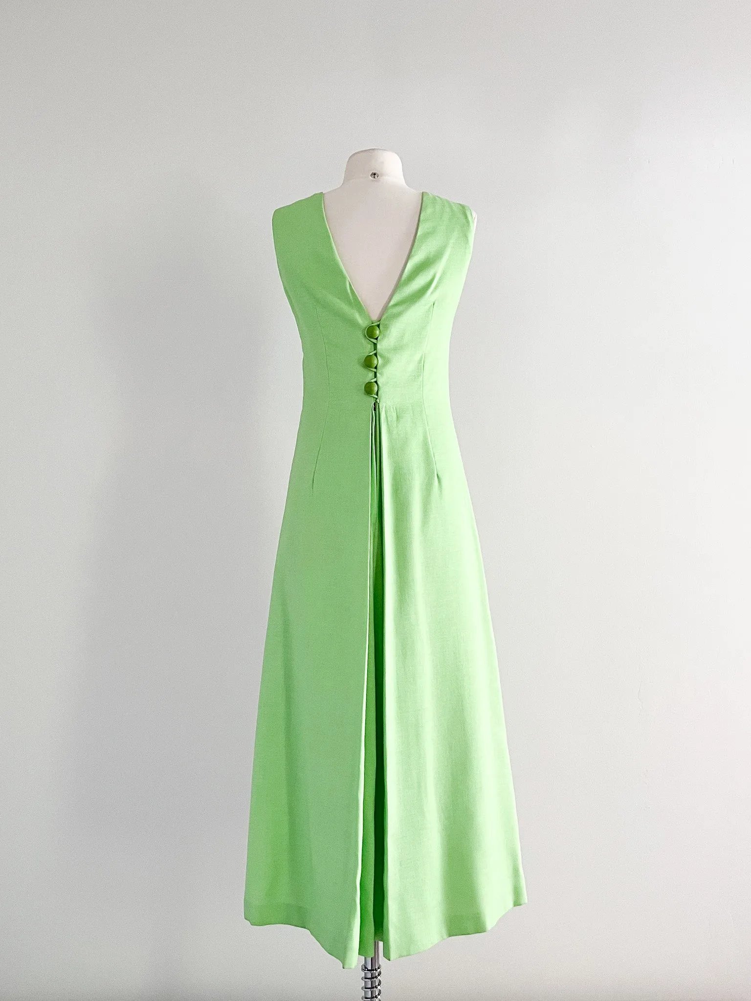 Cutest 1960's Lime Green Linen Minimalist Dress  / Sz M