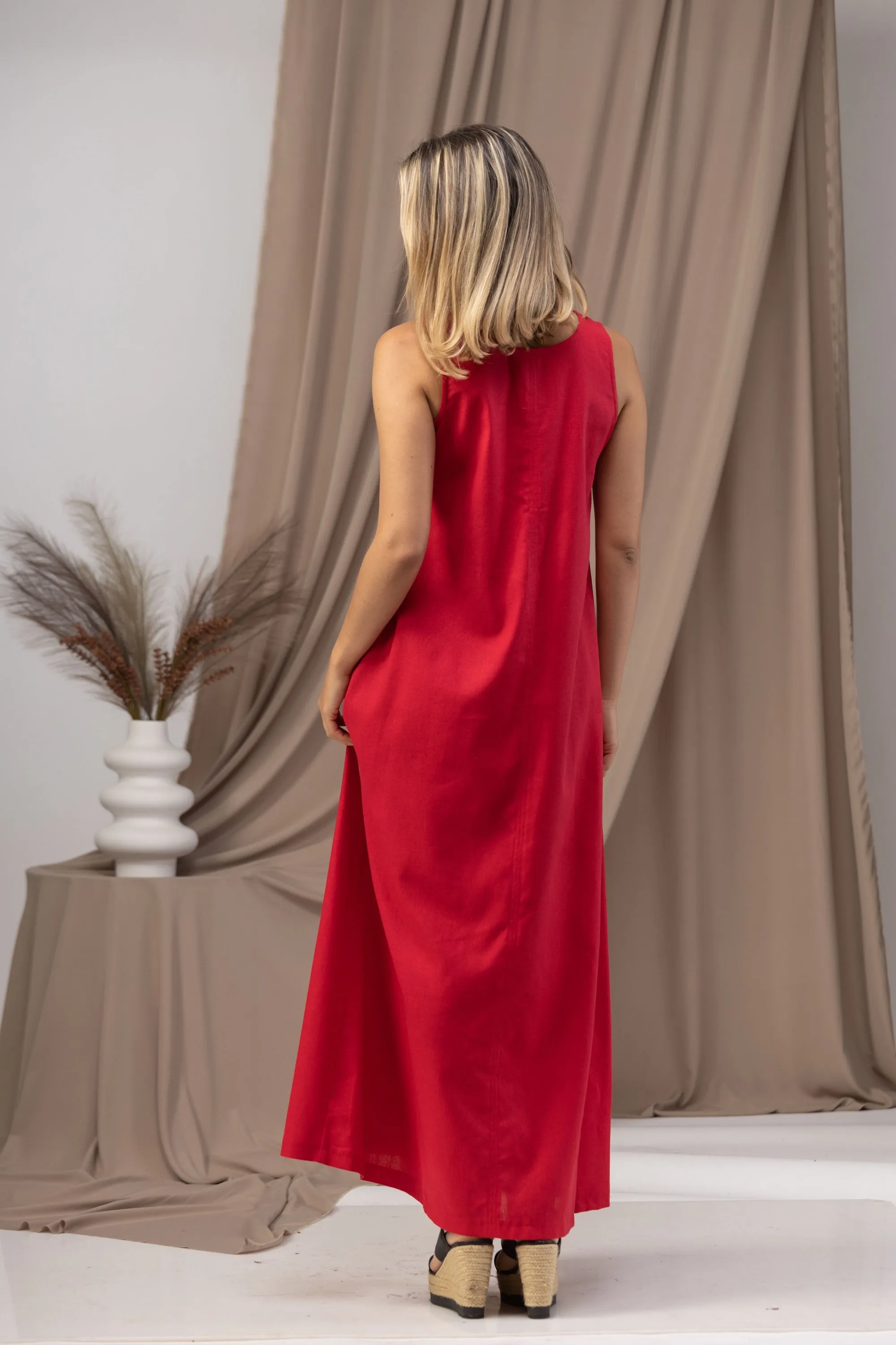 Minimalist Linen Maxi Dress