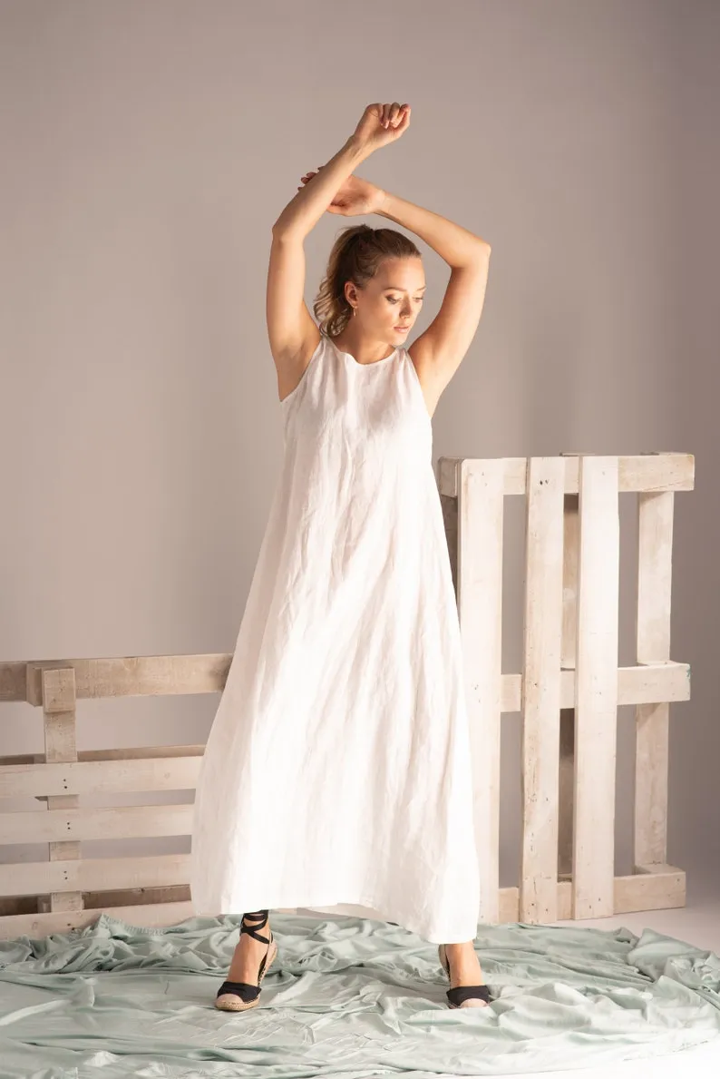 Minimalist Linen Maxi Dress