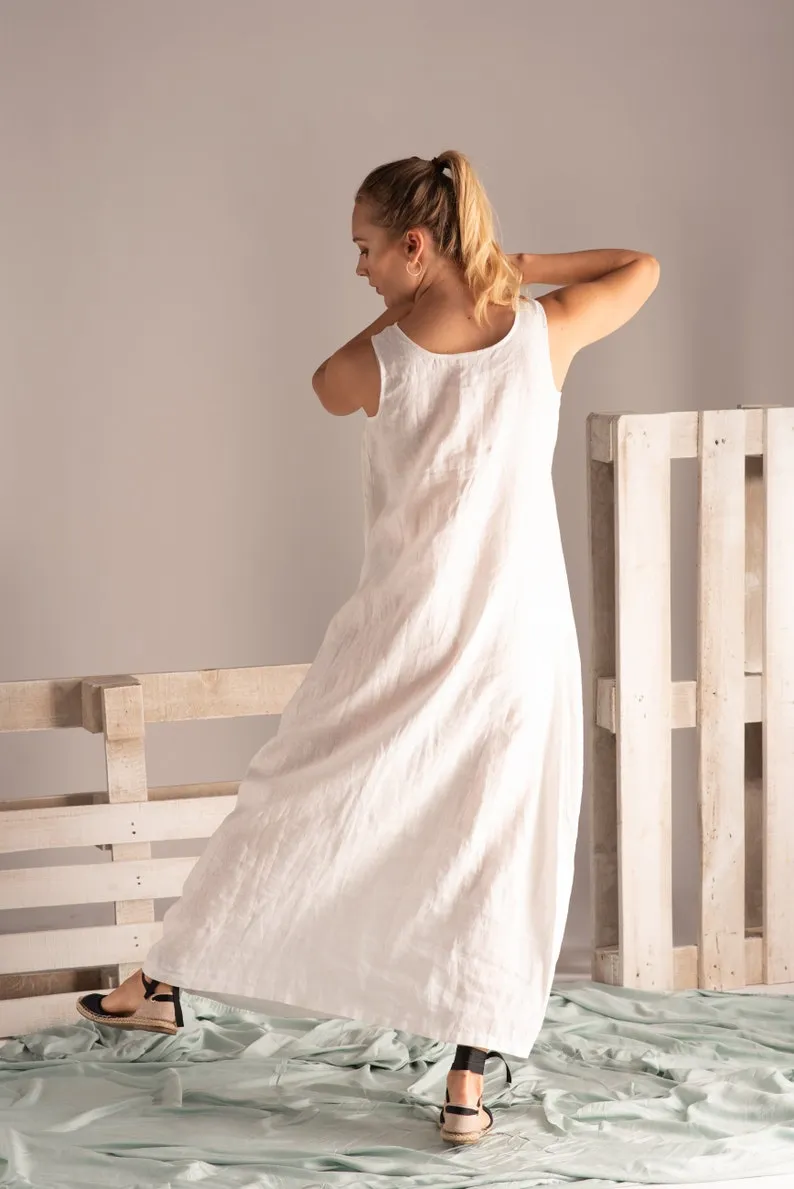 Minimalist Linen Maxi Dress