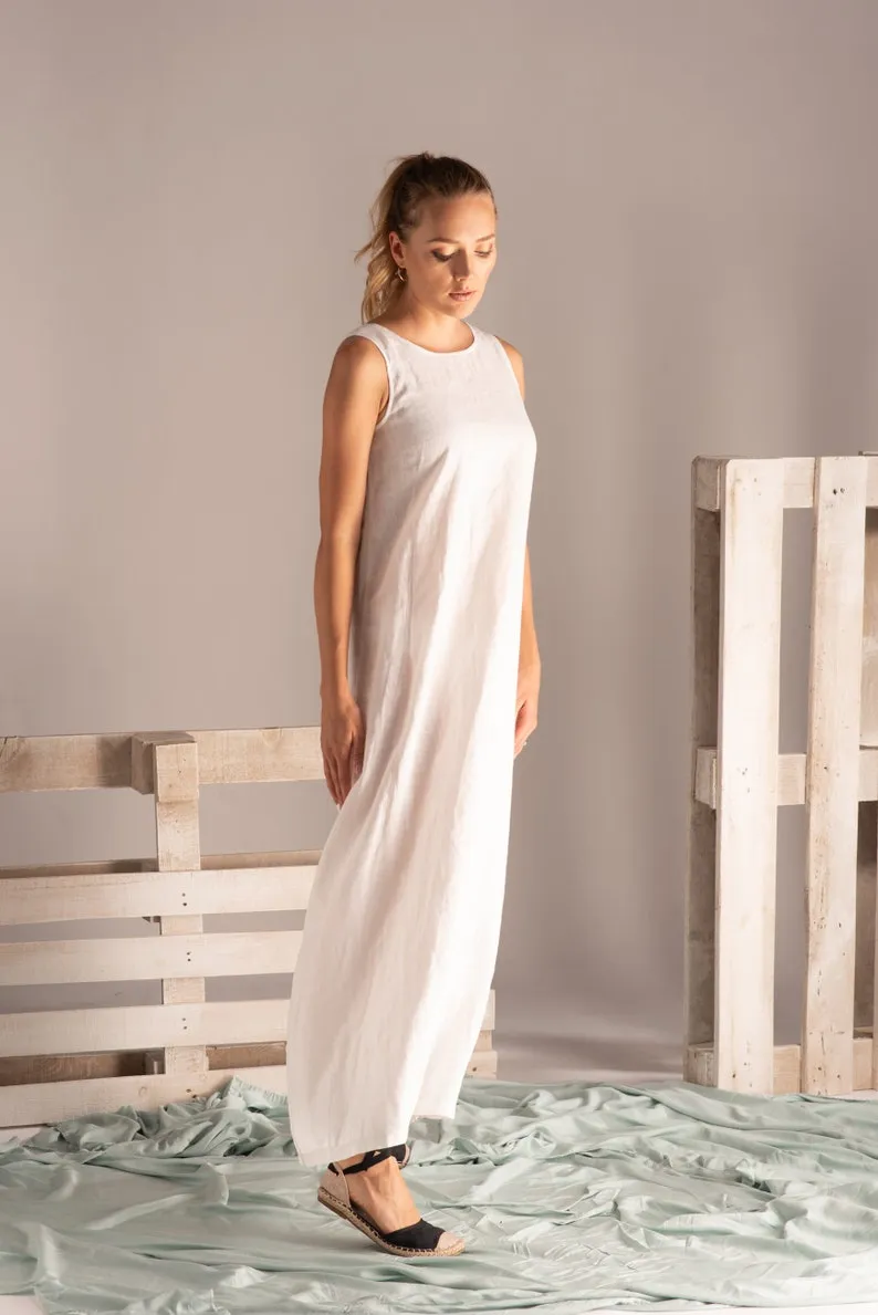 Minimalist Linen Maxi Dress