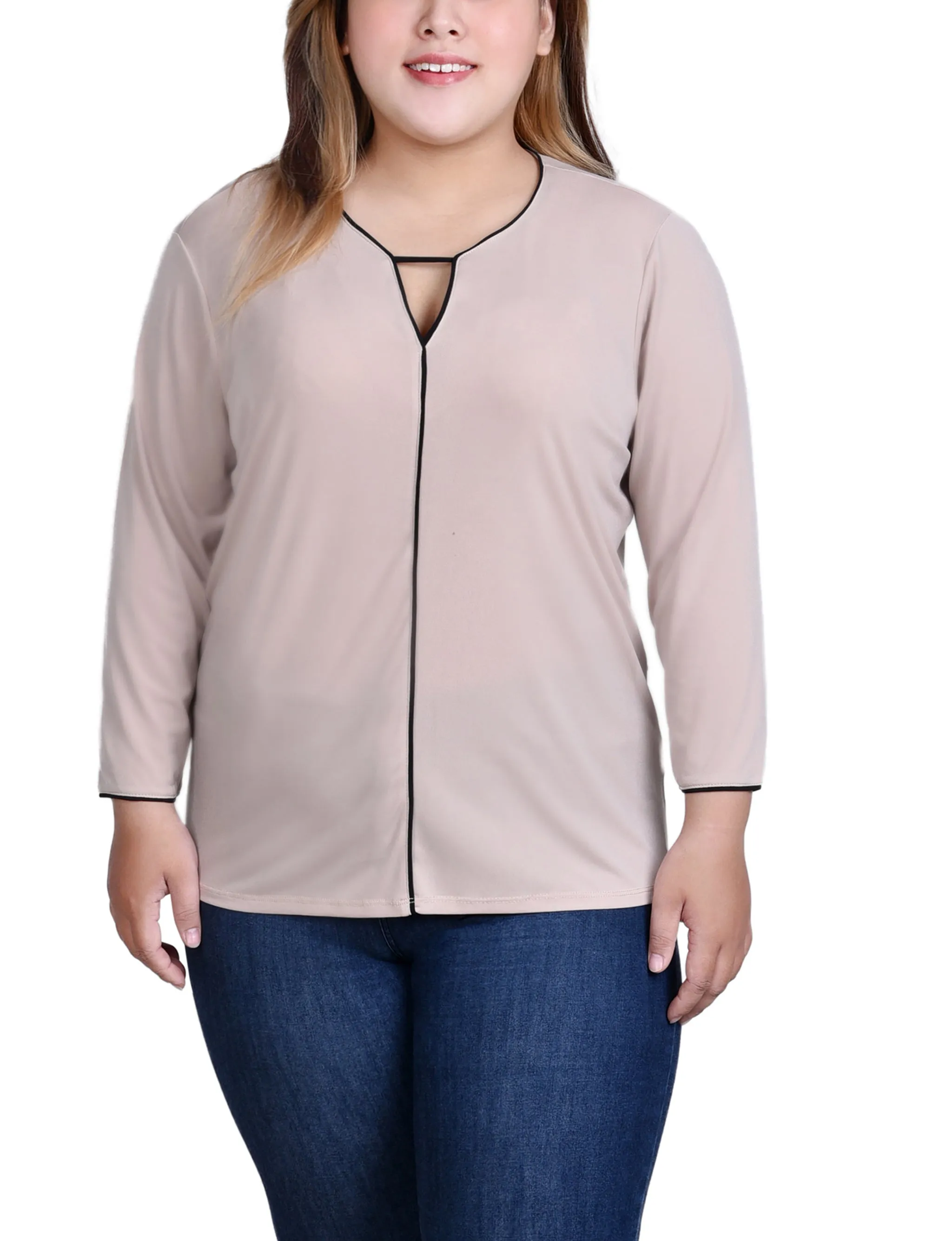 Plus Size 3/4 Sleeve Piped Top